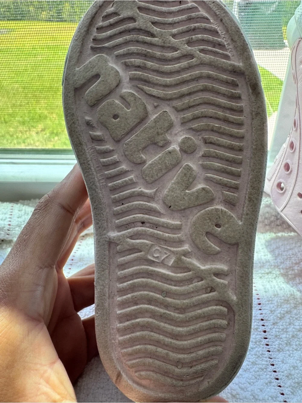 Native Kids Water Shoes - Pale Pink Slip-On